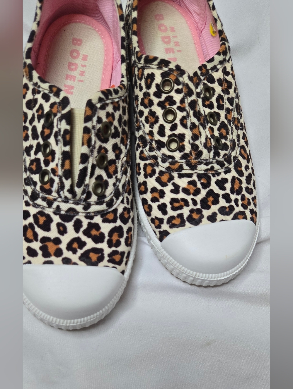 Mini Boden Leopard Print Pink Canvas  Slip-On Kids Sneakers Little Girl 13-13.5 - Picture 3 of 8